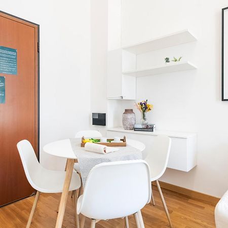 Magic Flat In Duomo By Easylife Apartment มิลาน ภายนอก รูปภาพ